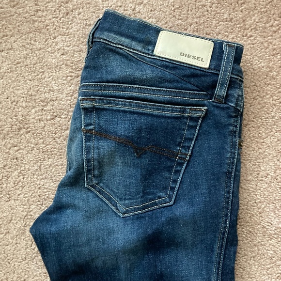 Diesel women’s jeans - Picture 2 of 6